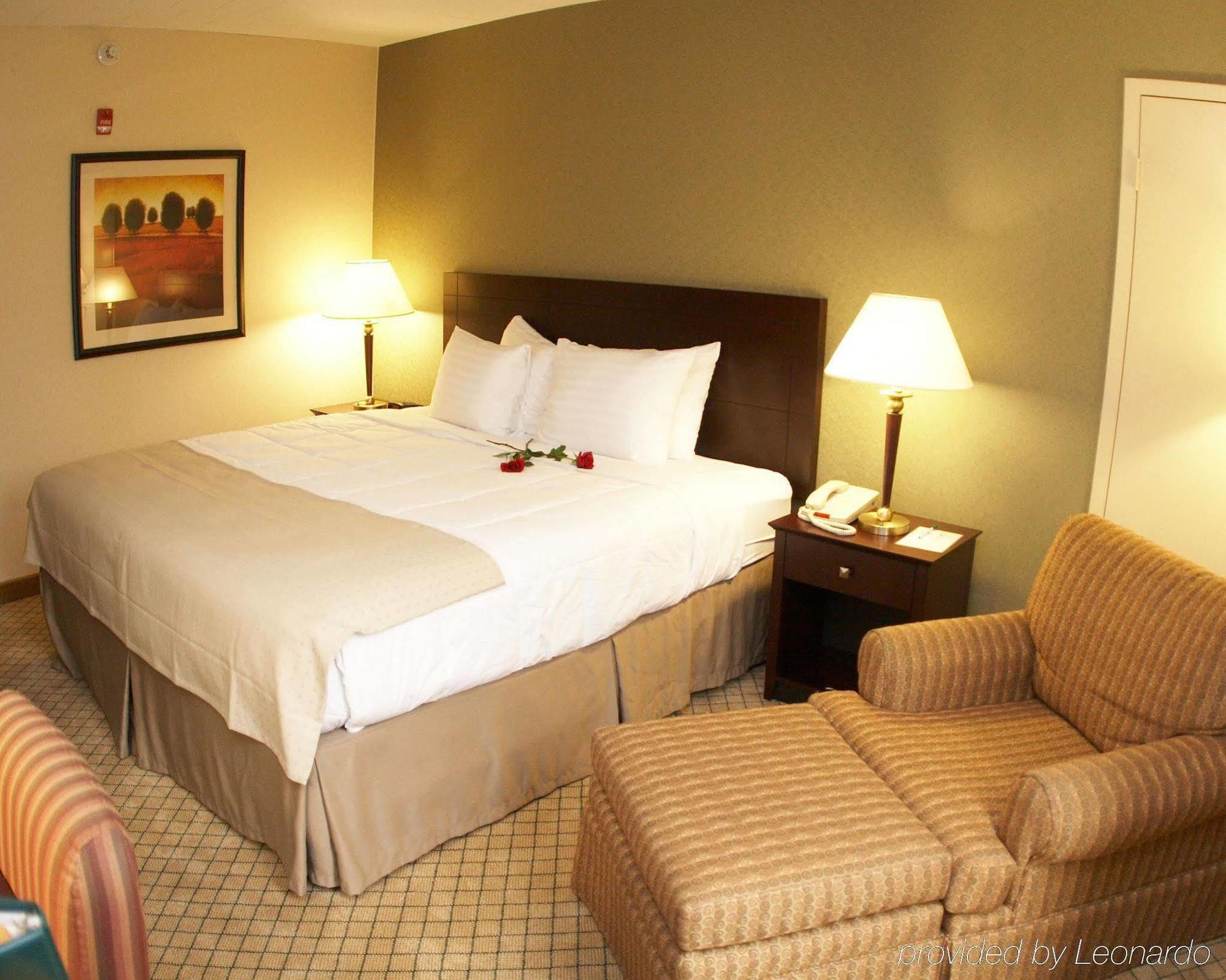 Armoni Inn & Suites Orangeburg Zimmer foto